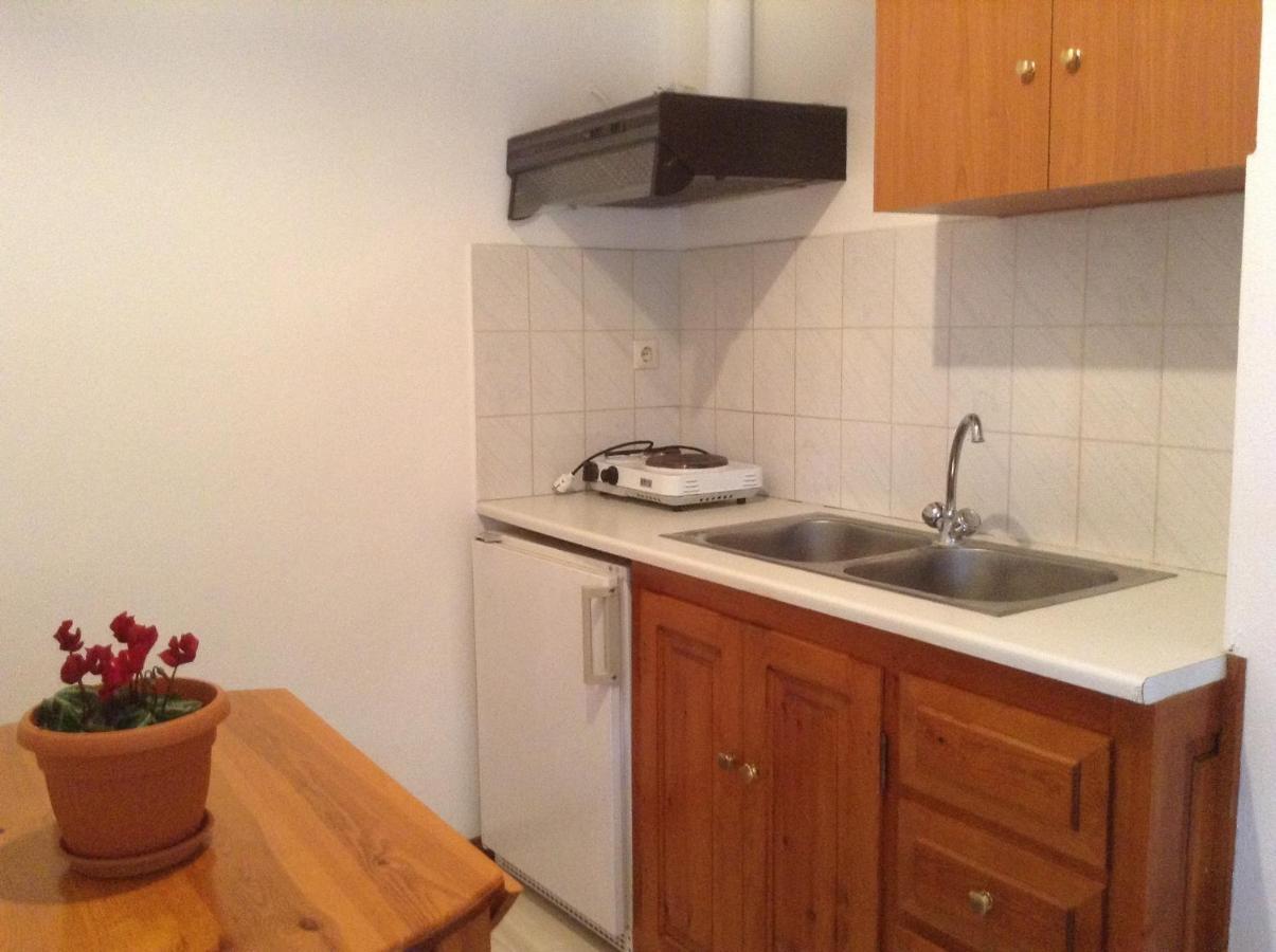 Ktena Apartments Platanias  Room photo